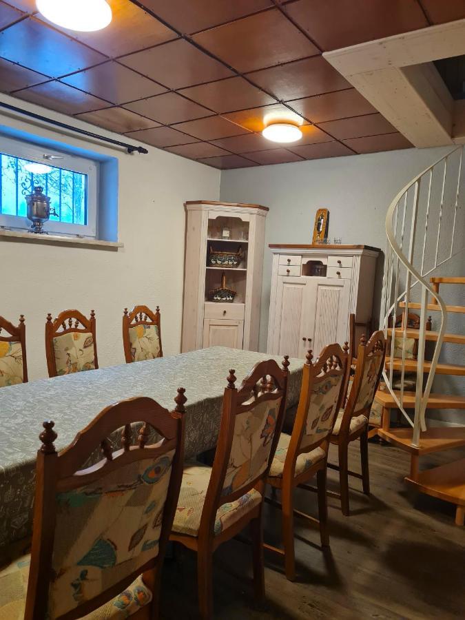 Wanderhuette Zum Bernhardsthal Villa Dış mekan fotoğraf